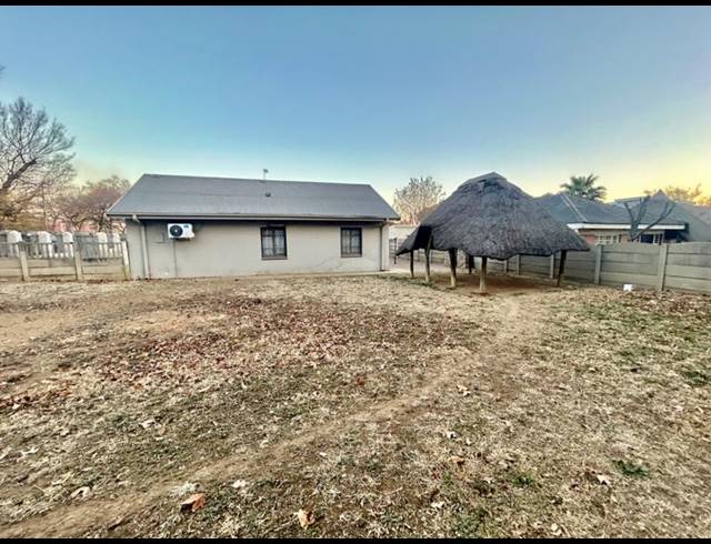 3 BEDROOM HOUSE FOR SALE IN VANDERBIJLPARK CW 6